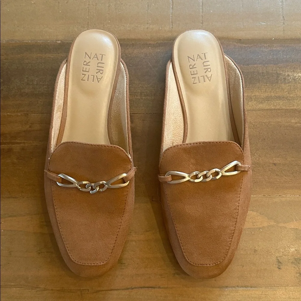 Naturalizer Tan Loafers - Picture 1 of 10